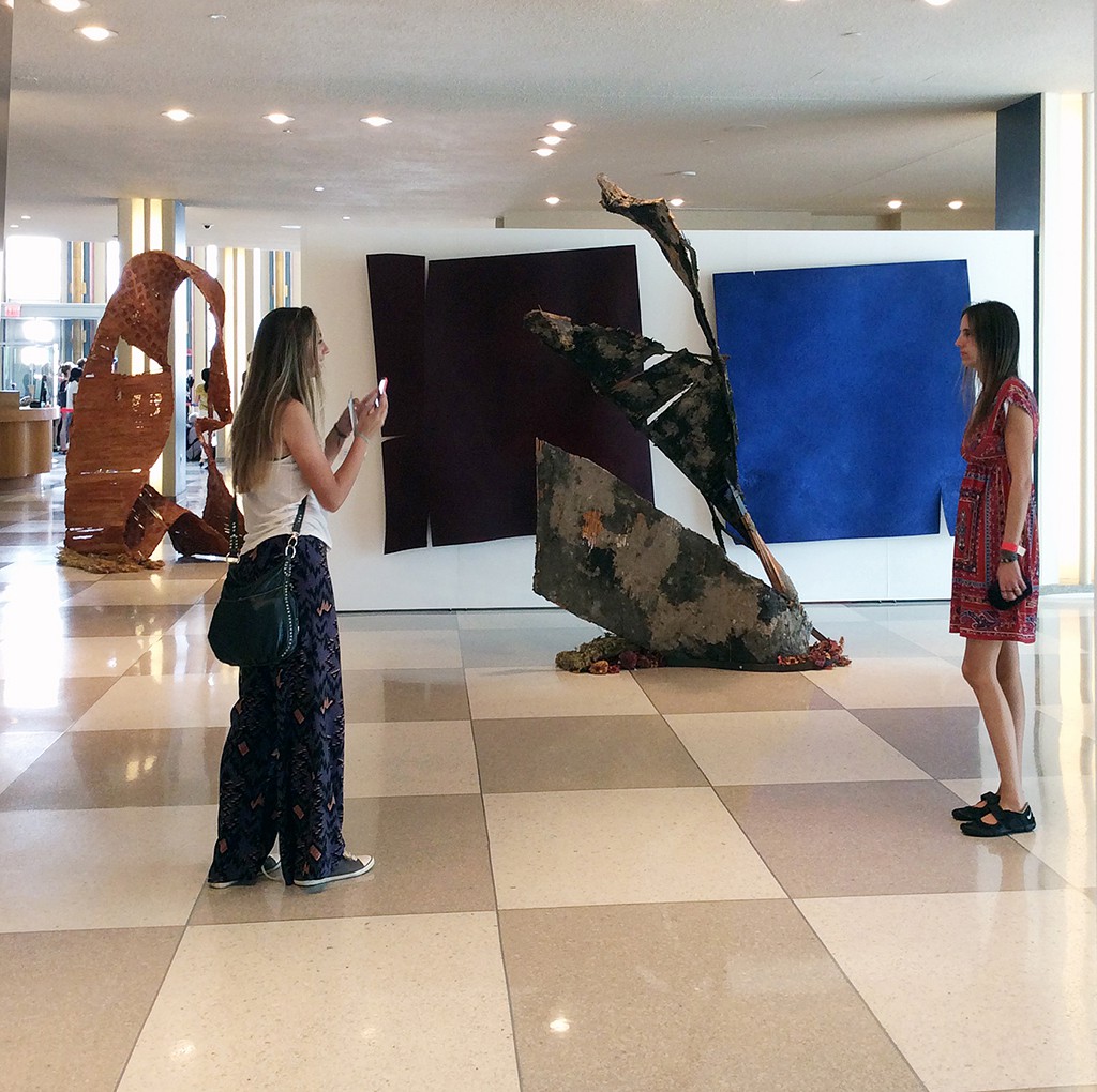 Monochrome fresco painting by Fabrizio Ruggiero